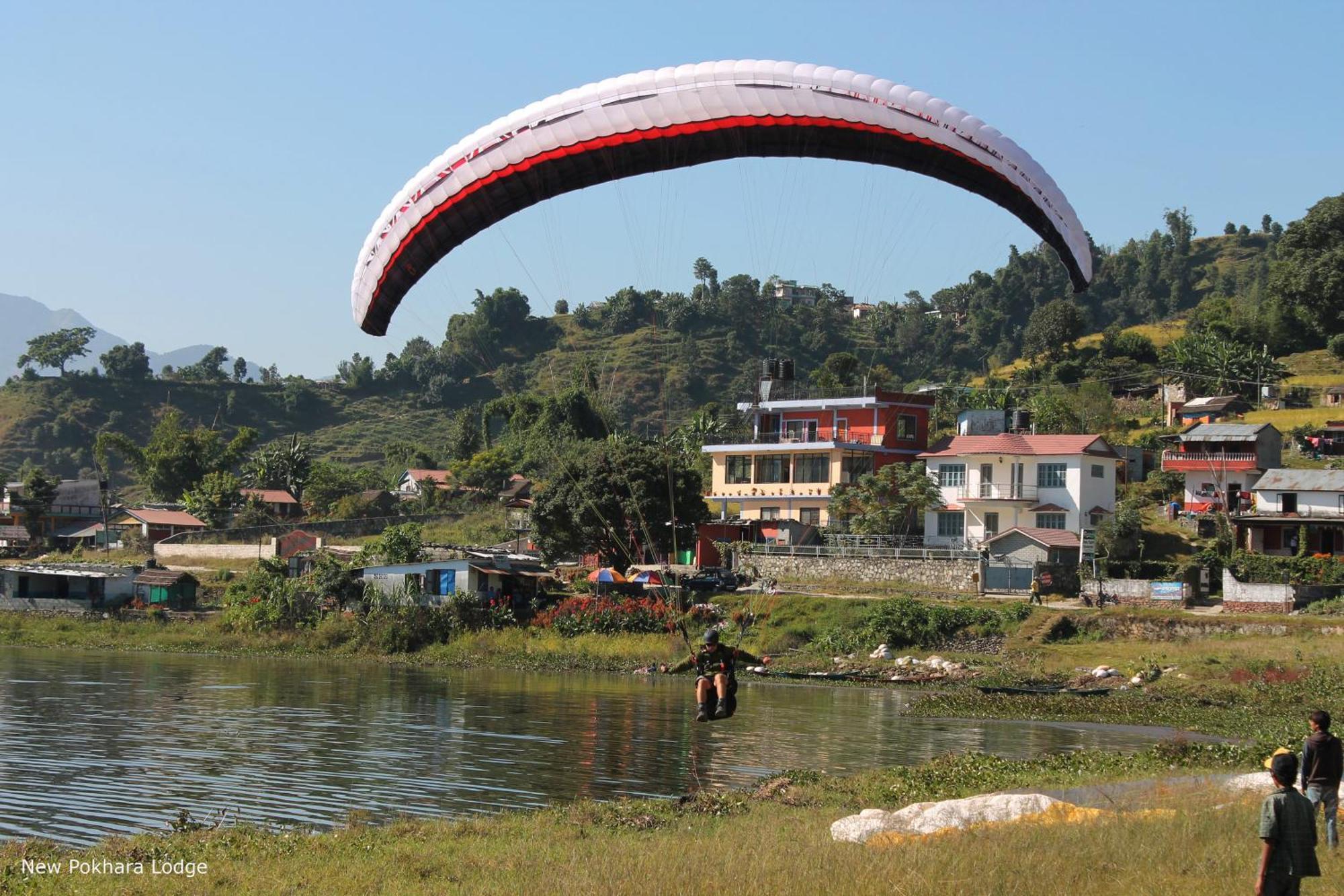 New Pokhara Lodge Bagian luar foto