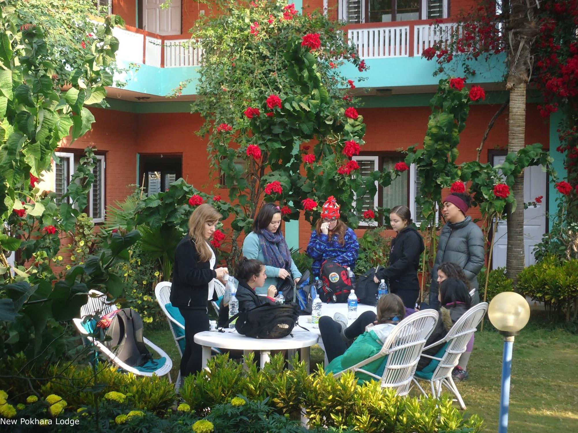 New Pokhara Lodge Bagian luar foto