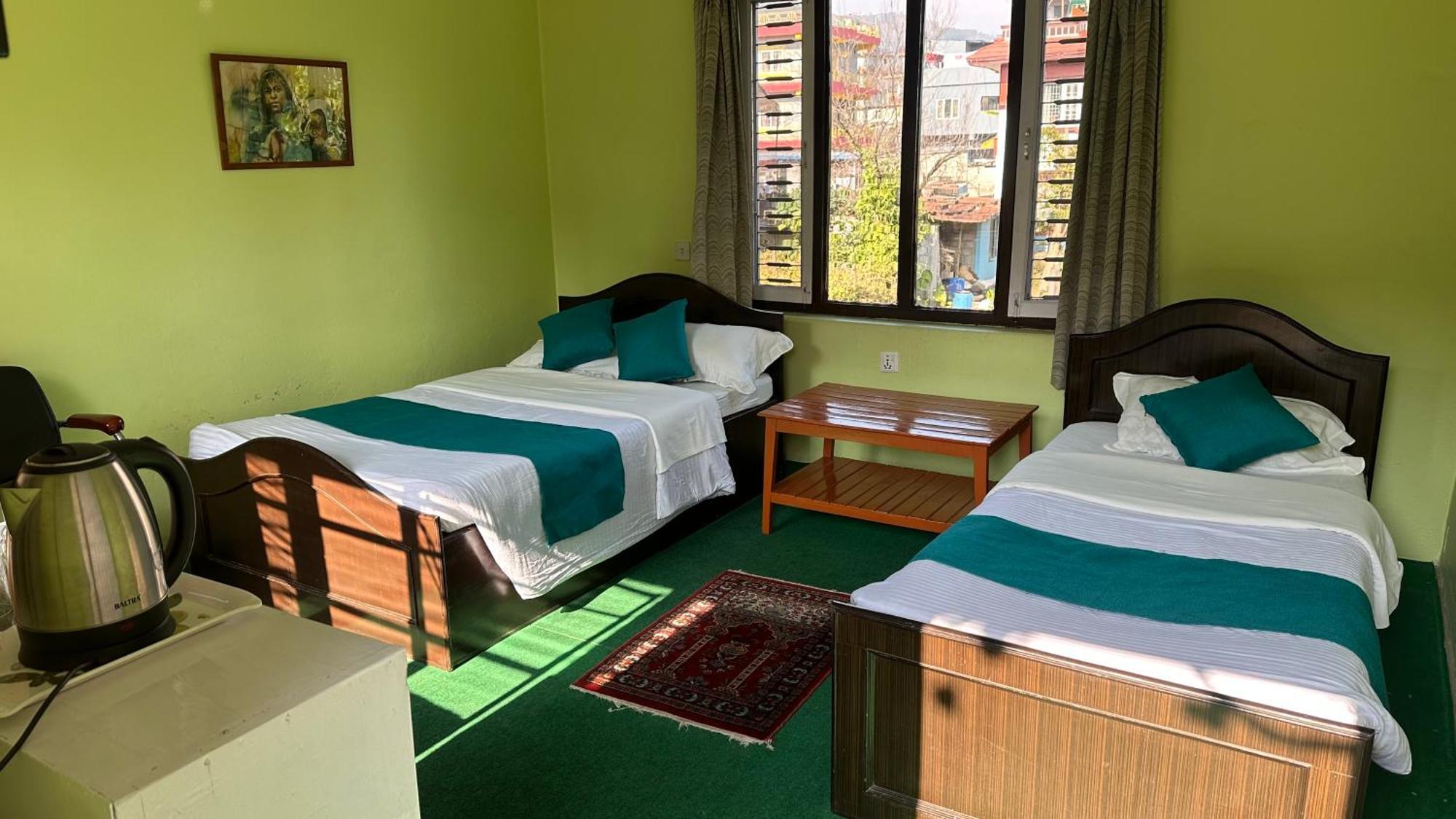 New Pokhara Lodge Bagian luar foto